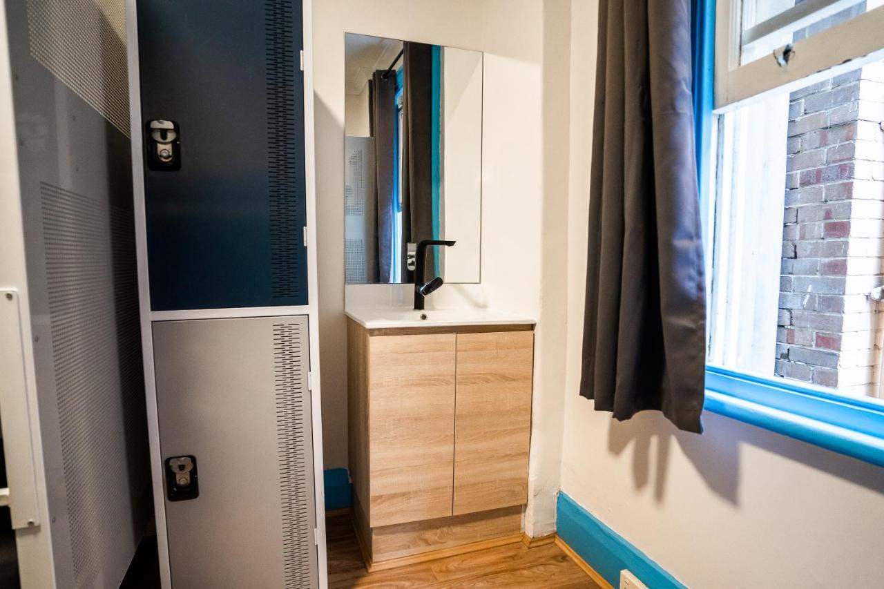 Mad Monkey Potts Point Hostel Sydney Bagian luar foto
