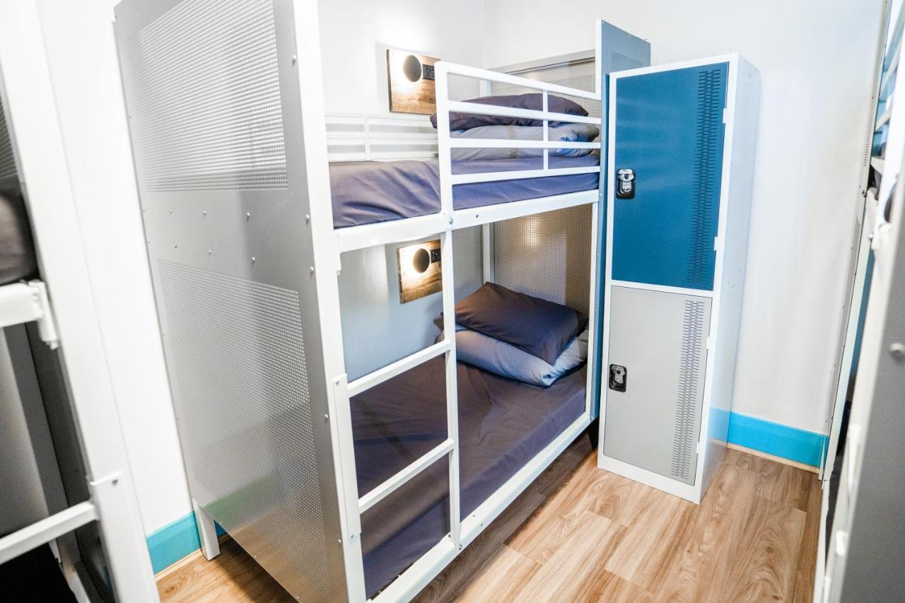 Mad Monkey Potts Point Hostel Sydney Bagian luar foto