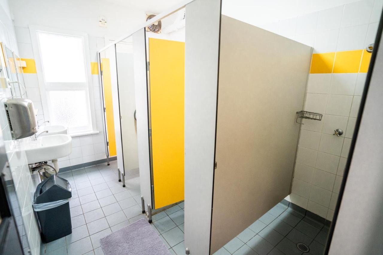 Mad Monkey Potts Point Hostel Sydney Bagian luar foto