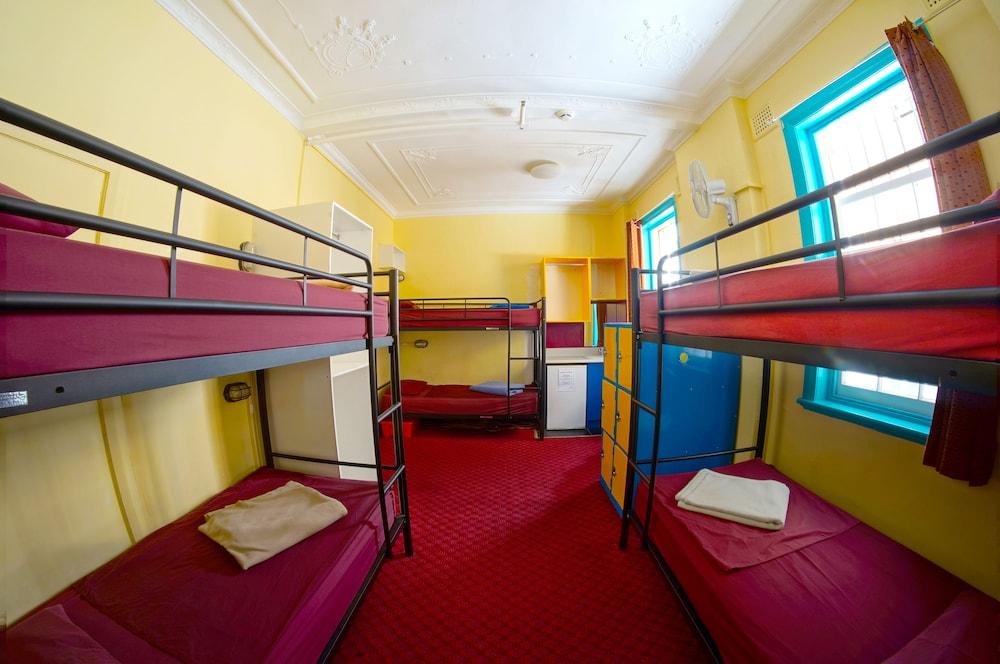 Mad Monkey Potts Point Hostel Sydney Bagian luar foto