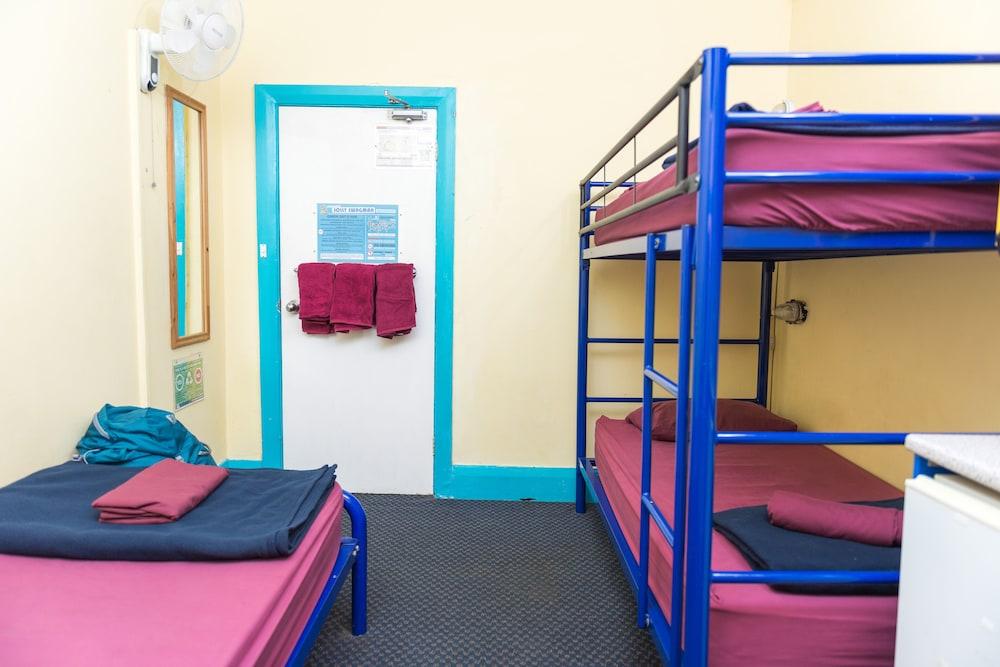 Mad Monkey Potts Point Hostel Sydney Bagian luar foto